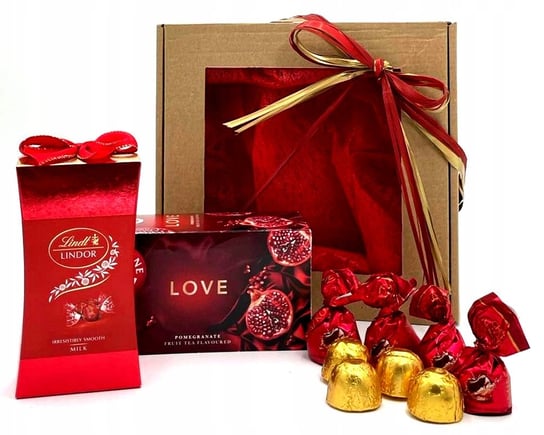 AMD Gifts, pudełko prezentowe ze słodyczami na Walentynki AMD Gifts