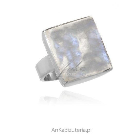AnKa Biżuteria, Pierścionek srebrny z kamieniem księżycowym w delik AnKa Biżuteria