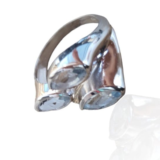 AnKa Biżuteria, Pierścionek srebrny z naturalnym niebieskim topazem AnKa Biżuteria