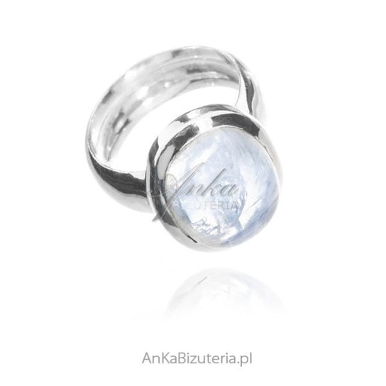 AnKa Biżuteria, Pierścionek srebrny z owalnym kamieniem księżycowym AnKa Biżuteria
