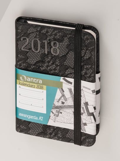 Antra, kalendarz książkowy 2018, format A7, tygodniowy, Awangarda, czarny Antra