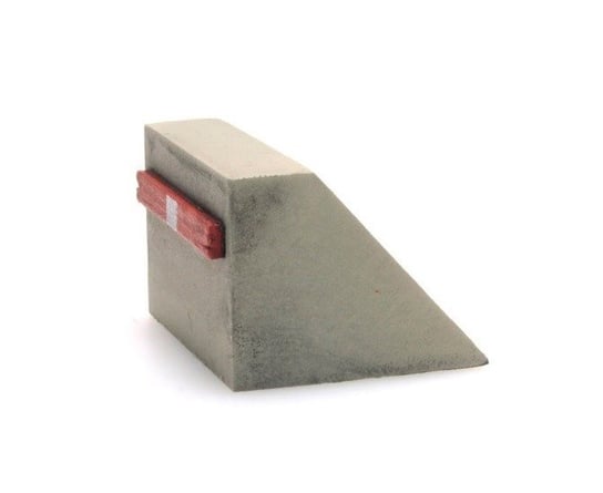 Artitec, Kozioł oporowy betonowy, model kolekcjonerski, 14+ Artitec