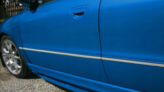 Audi A4 B5 - Listwy CHROM Boczne Ochronne Drzwi Martig