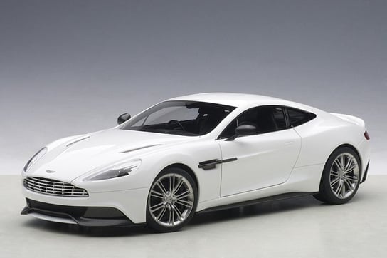 Autoart Aston Martin Vanquish 2015 White 1:18 70250 Autoart