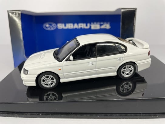 Autoart Subaru Legacy B4 99 White 1:43 58612 Autoart