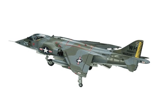 AV-8A Harrier 1:72 Hasegawa B10 HASEGAWA