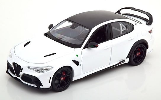 Bburago Alfa Romeo Giulia Gtam 2020 Trophy  1:18 18-11049W Bburago