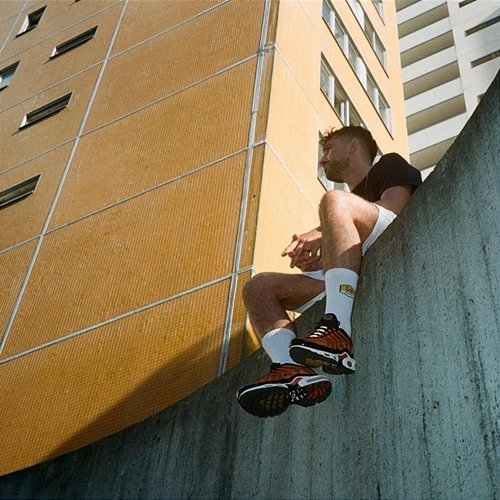 Berlin RMX TK27, Issa Me Mario