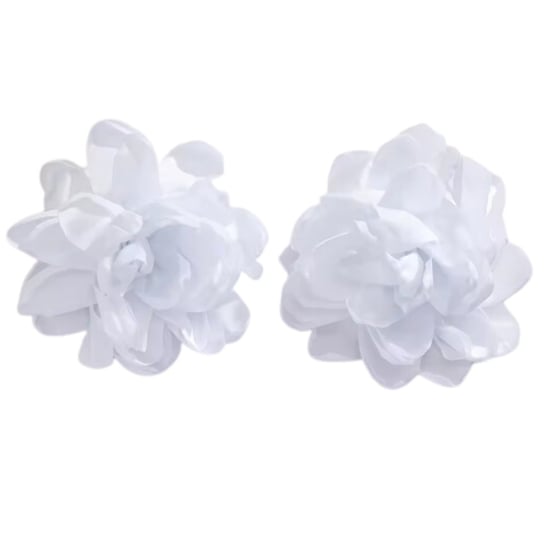Białe duże kwiaty przy uchu na sztyft na ślub efektowne STYLOWE modne KOKONET