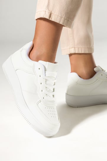 Białe sneakersy damskie buty sportowe na platformie sznurowane Casu 77039-2-38 Casu