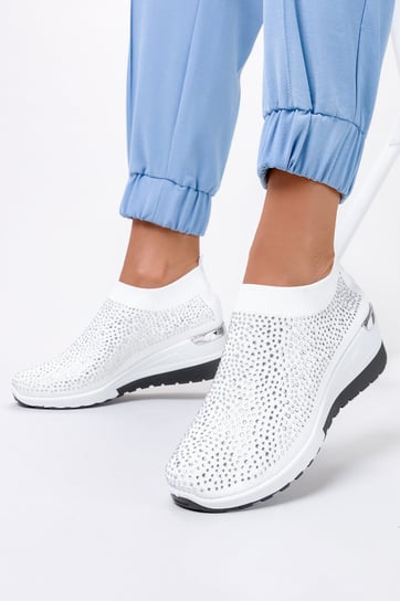 Białe sneakersy na koturnie z cyrkoniami buty sportowe slip on Casu SJ2139-2-39 Casu