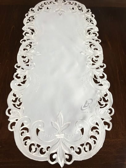 Bieżnik z haftem, 35x70, biały z motywem roślinnym, OH-151-A Mariall Design