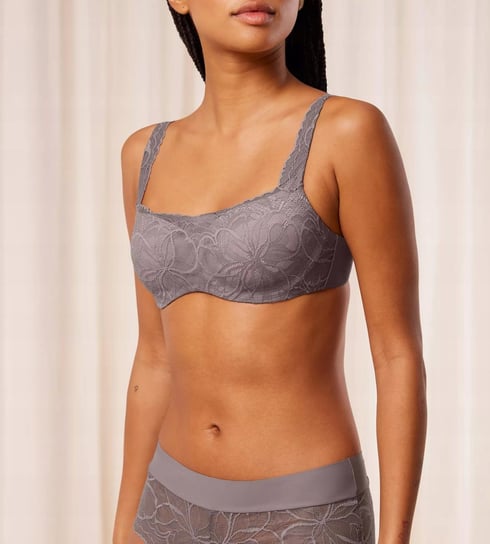 Body Make-Up Illusion Lace Balconette 85C Triumph