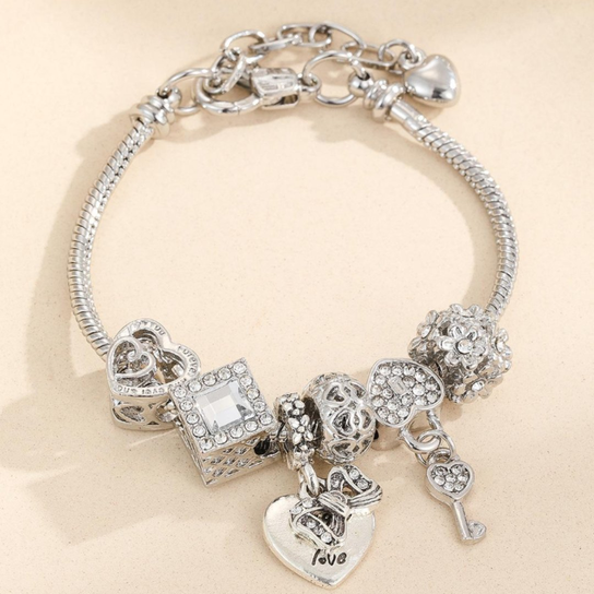 Bransoletka Heart Cascade Silver Orvella
