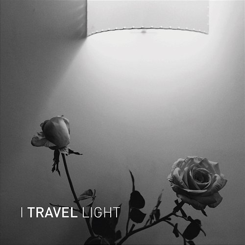 Broken Things I TRAVEL LIGHT