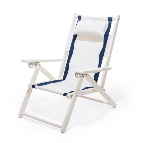 Business & Pleasure Co. - Leżak składany z poduszką i kieszenią The Tommy Chair, white/rivie white Business & Pleasure Co.