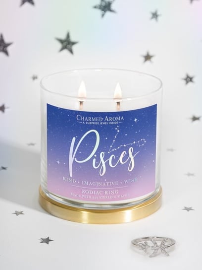 Charmed Aroma sojowa świeca zapachowa z biżuterią 12 oz 340 g Pierścionek - Pisces Ryby Zodiak Charmed Aroma