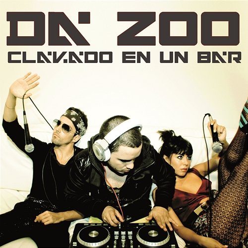Clavado En Un Bar Da' Zoo