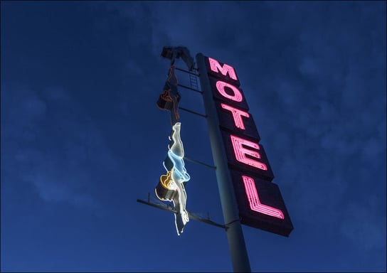 Creative "diver" neon sign at the old Starlight Motel in Mesa, Arizona., Carol Highsmith - plakat 100x70 cm Galeria Plakatu