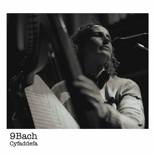 Cyfaddefa 9Bach