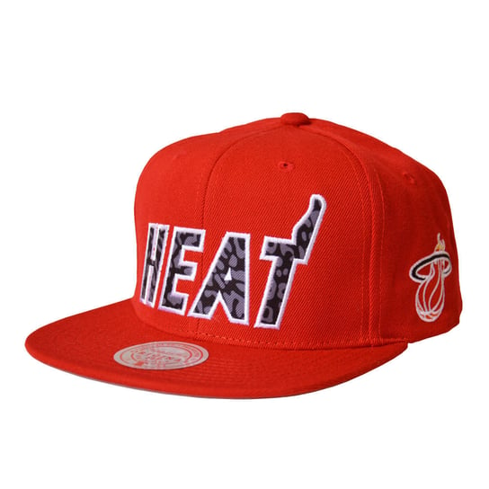 Czapka z daszkiem Mitchell & Ness Miami Heat -  6HSSMM20060-MHERED1 Mitchell & Ness