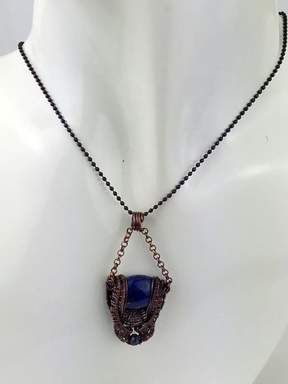 Damski wisiorek miedziany 2.8x2.3 cm, lapis lazuli, znak Strzelca, łańcuszek 44 cm Ludwika Lipińska