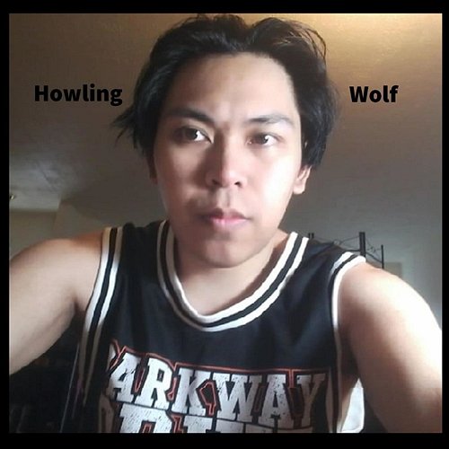 Dark Horse Howling Wolf