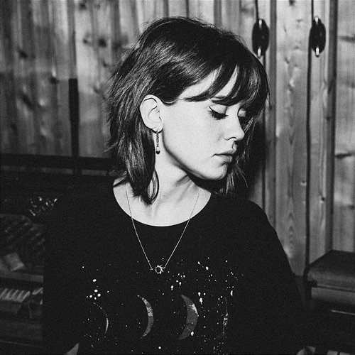 Daydreams Maisie Peters