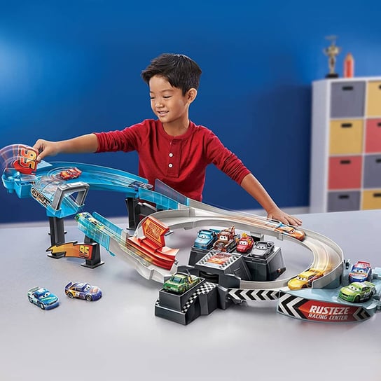 Disney Cars Tor Samochodowy Dwuobwodowy Tor Żużlowy Mattel