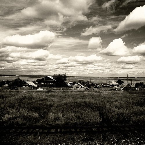 Distant Barns Tomas Johan Kristian