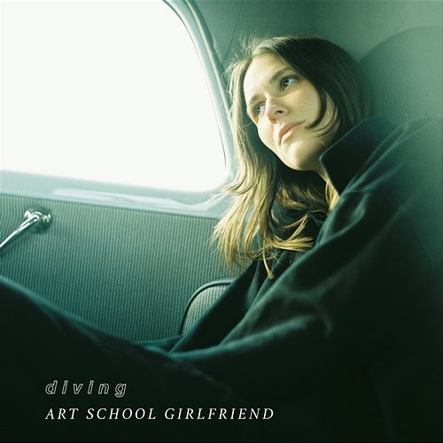 Diving Art School Girlfriend