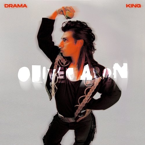 DRAMA KING Oliver Aron