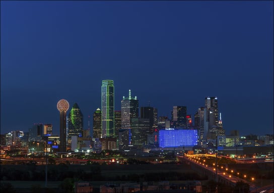 Dusk view of the Dallas, Texas skyline., Carol Highsmith - plakat 100x70 cm Galeria Plakatu