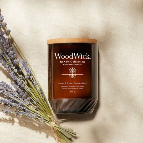 Duża Świeca Lavender & Cypress Woodwick