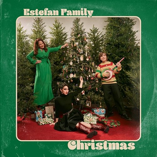 Estefan Family Christmas Gloria Estefan, Emily Estefan, Sasha Estefan-Coppola