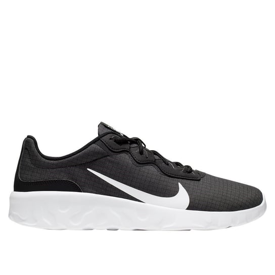 Explore Strada Nike