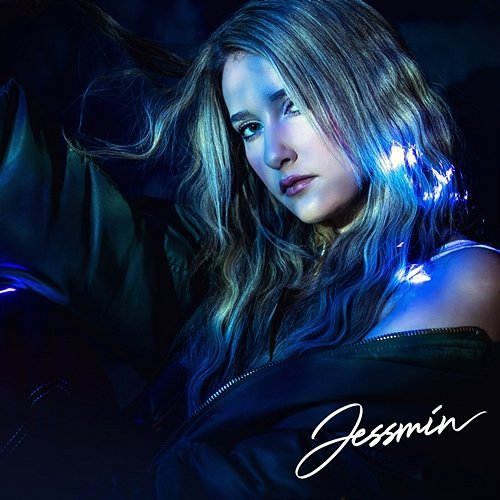 Feathers Jessmin