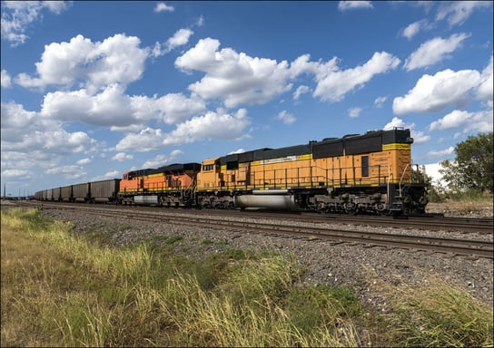 Freight train approaches in an industrial neighborhood of Fort Worth, Texas., Carol Highsmith - plakat 29,7x21 cm Galeria Plakatu