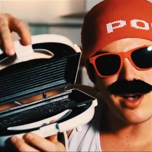 Gangsta tost DJ Disco feat. MC Polo