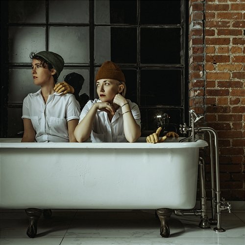 Ghost Caroline Shaw & Danni Lee, Ringdown