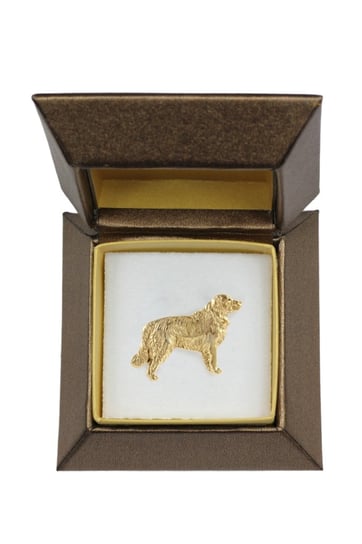 Golden Retriever - broszka z psem w pudełku ozdobnym, elegancki pozłacany pin, przypinka do marynarki marki Art-Dog Art-Dog