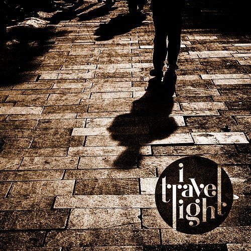 Hybrid I TRAVEL LIGHT