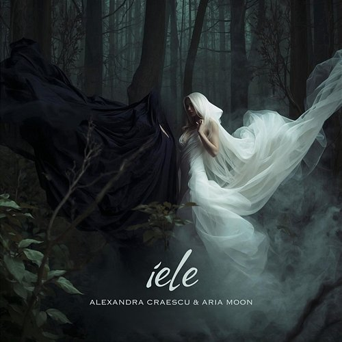 iele Alexandra Craescu, Aria Moon