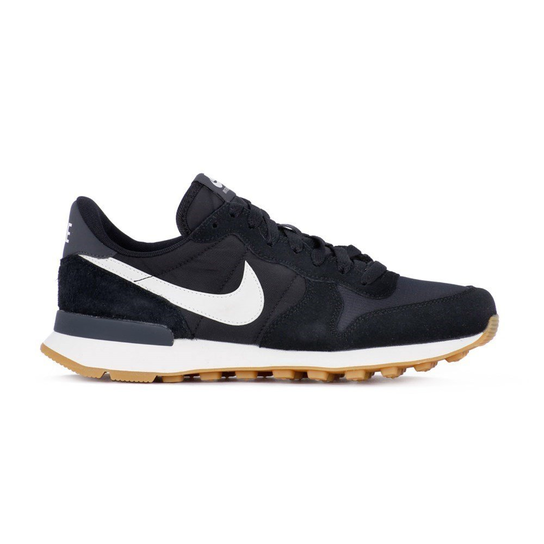 Internationalist Nike