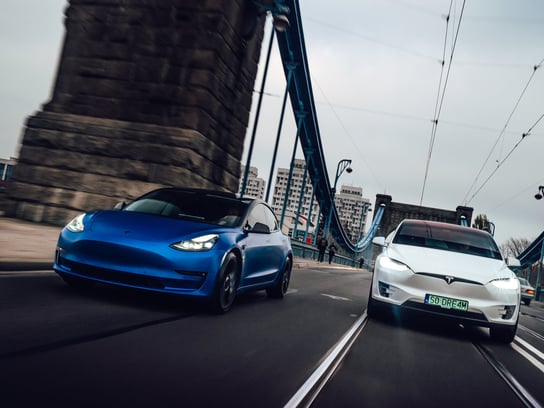 Jazda za kierownicą Tesli Model S | 3 | X | Y - 30 minut - Voucher Prezentowy GoTesla GoTesla