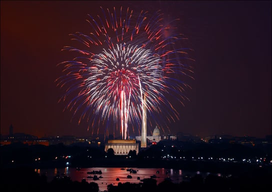 July 4th Fireworks. Washington DC is a spectacular place to celebrate July 4th!, Carol Highsmith - plakat 60x40 cm Galeria Plakatu