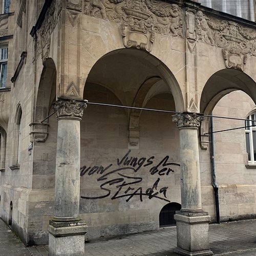 Jungs von der Strada Bora