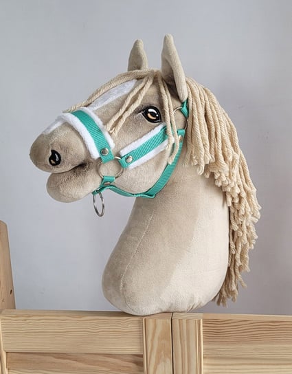 Kantar regulowany dla konia Hobby Horse A3 miętowy białym futerkiem Super Hobby Horse