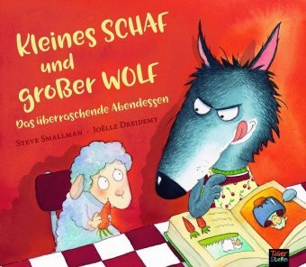 Kleines Schaf und großer Wolf 360 Grad