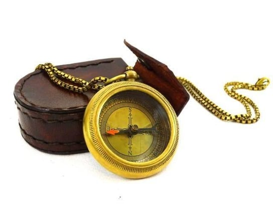 Kompas mosiezny z łańcuszkiem w skórzanym etui Com-0470 UPOMINKARNIA
